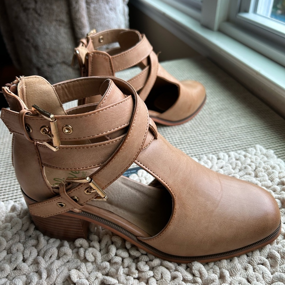 Olive Street Tan Ankle Boots